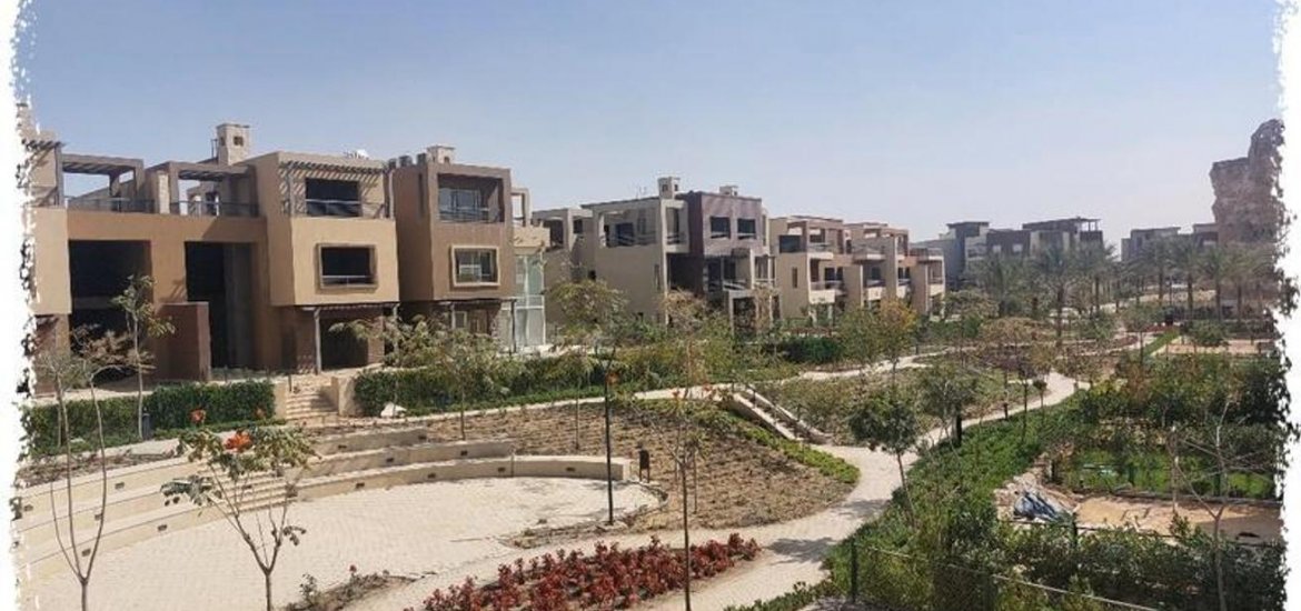 Townhouse in New Giza, 6th of October, Egypt, 4 bedrooms, 305 sq.m. No. 1253 - 2