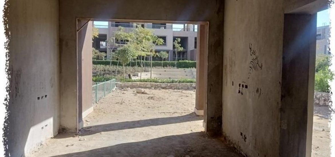 Townhouse in New Giza, 6th of October, Egypt, 4 bedrooms, 305 sq.m. No. 1253 - 4