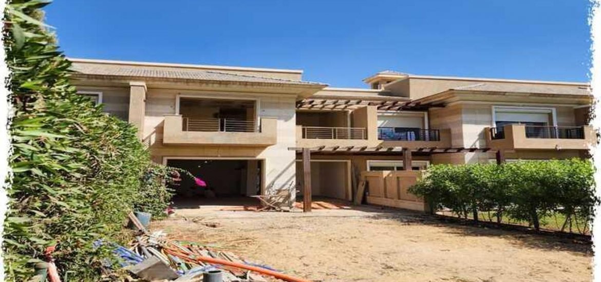 Townhouse in New Giza, 6th of October, Egypt, 4 bedrooms, 320 sq.m. No. 1249 - 2