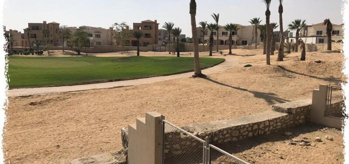 Townhouse in Cairo Alexandria Desert Road, 6th of October, Egypt, 3 bedrooms, 351 sq.m. No. 1676 - 12