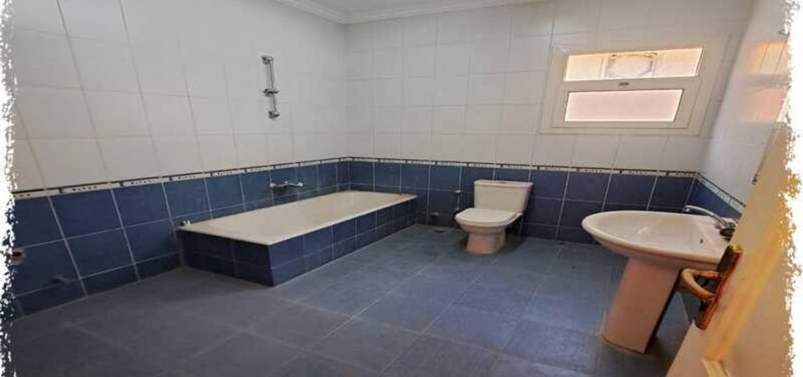 Building in 6th of October, Egypt, 770 sq.m. No. 1289 - 8